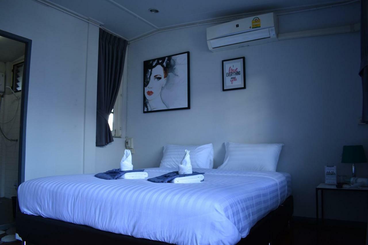 Maya Bed And Food Hostel Chiang Mai Eksteriør billede